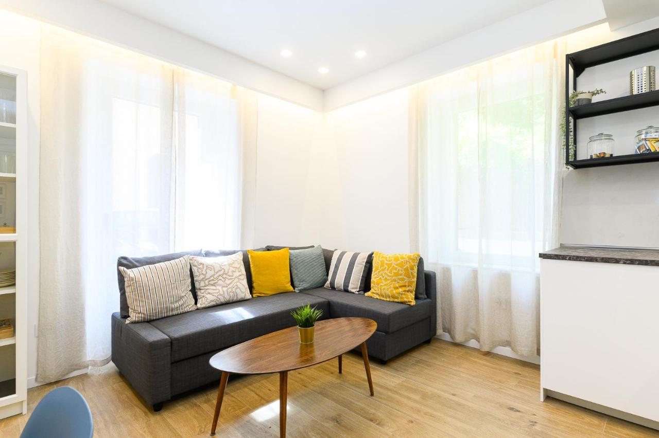 Modern & Elegant By Ndp Rent Apartment Rome Exterior photo